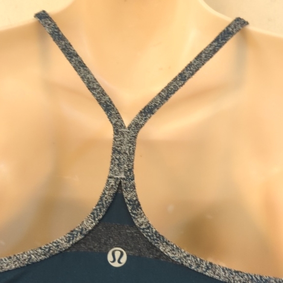 Lululemon Power Y Tank in Micro Macro Stripe Alberta Lake Size 4 - Picture 8 of 16